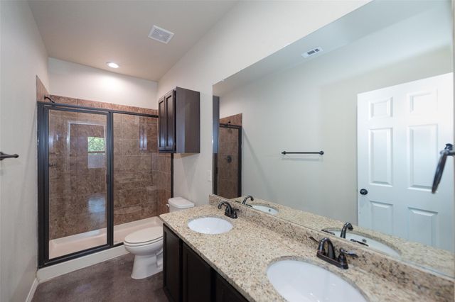 245 Joanne LOOP B, Buda, TX 78610