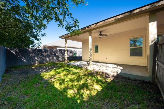 245 Joanne LOOP B, Buda, TX 78610