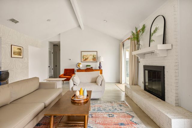 9300 Meadow Vale, Austin, TX 78758