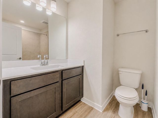 323 Bennett Street, Angleton, TX 77515