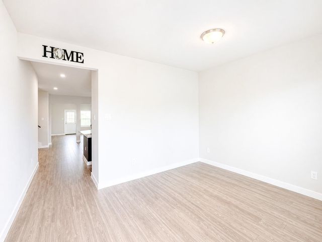 323 Bennett Street, Angleton, TX 77515