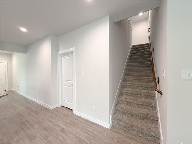 323 Bennett Street, Angleton, TX 77515
