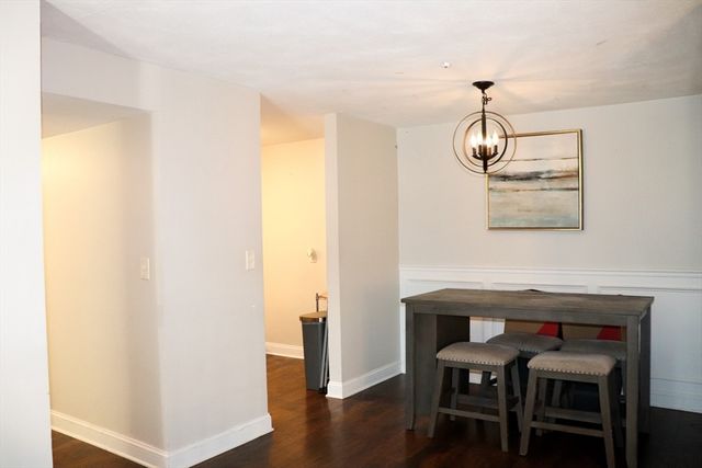 232 Canton St 112, Randolph, MA 02368