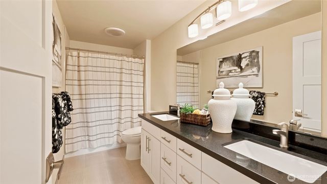 7520 86th Avenue SE, Mercer Island, WA 98040