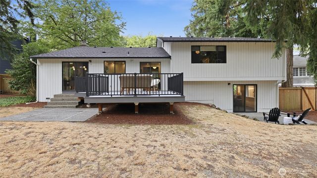 7520 86th Avenue SE, Mercer Island, WA 98040