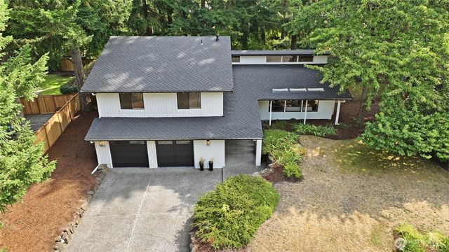 7520 86th Avenue SE, Mercer Island, WA 98040