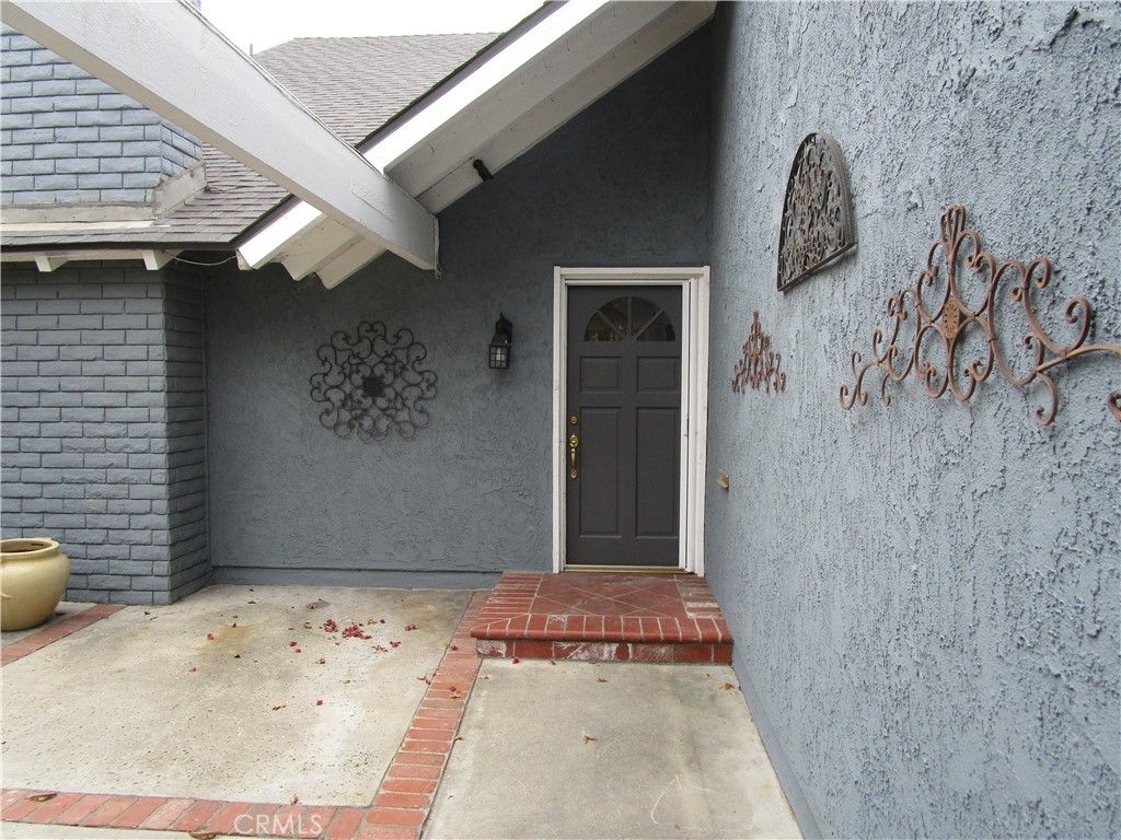 Image 4 of property listing at 6598 Reefton, Cypress, CA 90630