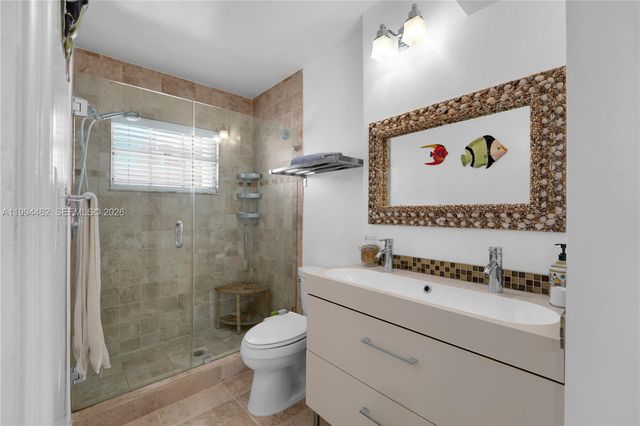 335 Virginia Street, Hollywood, FL 33019