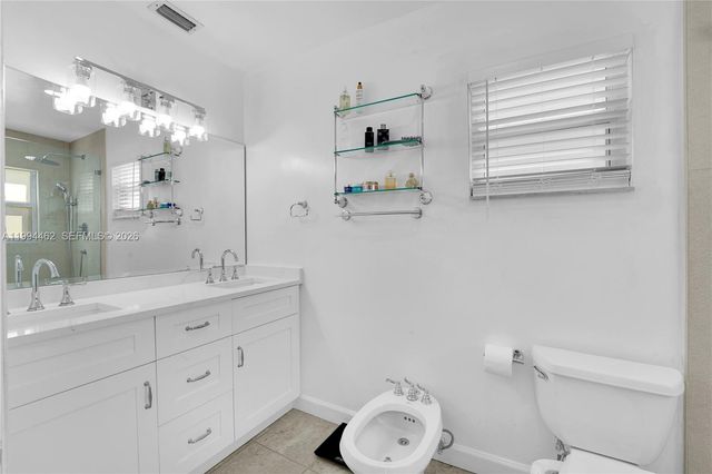 335 Virginia Street, Hollywood, FL 33019