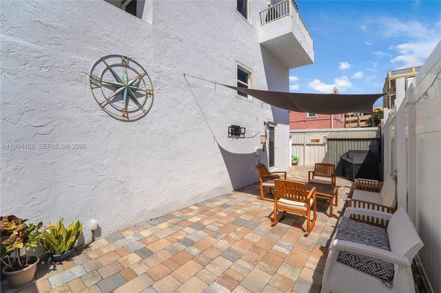 335 Virginia Street, Hollywood, FL 33019