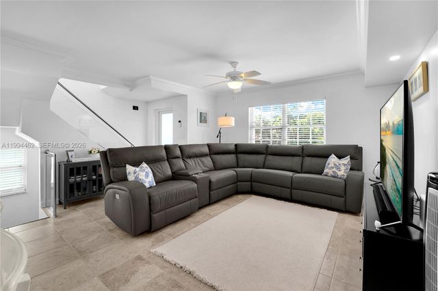 335 Virginia Street, Hollywood, FL 33019