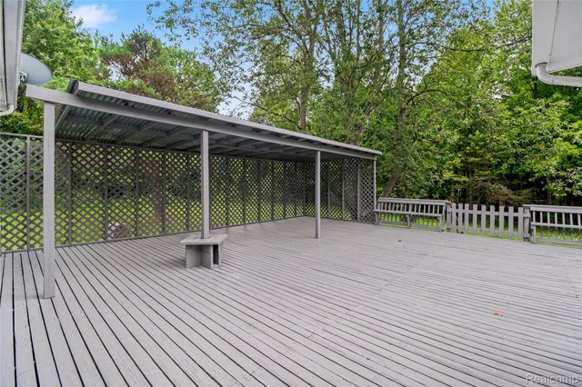 2240 Hidden Lake Trail, Ortonville Village, MI 48462