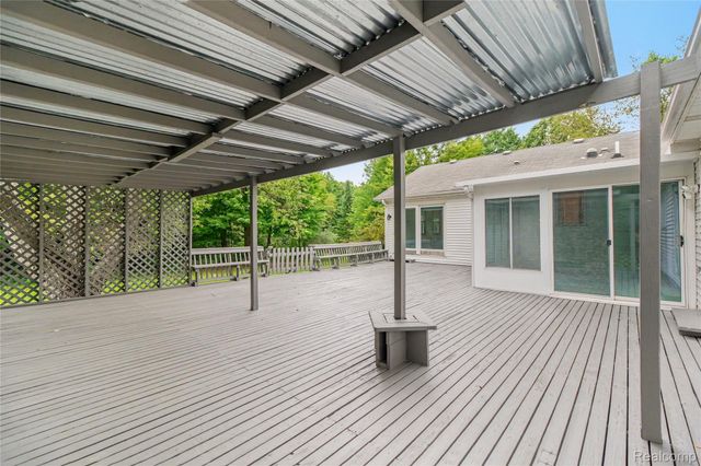 2240 Hidden Lake Trail, Ortonville Village, MI 48462