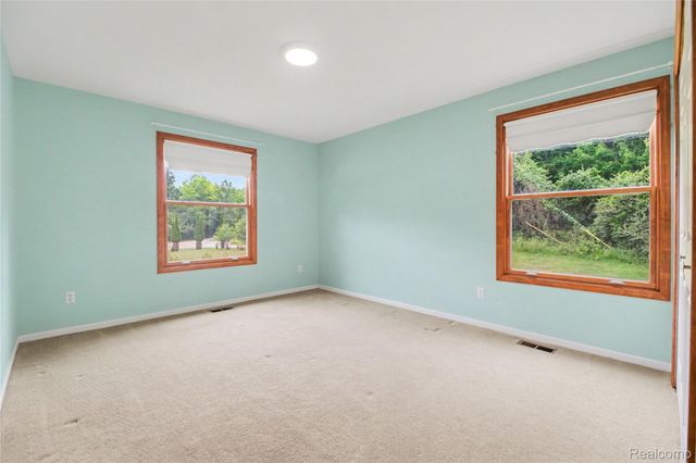2240 Hidden Lake Trail, Ortonville Village, MI 48462