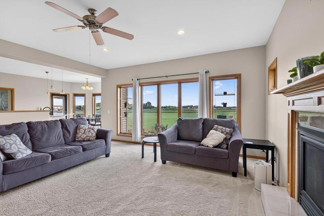 545 Fargo Trail, Middleton, WI 53562