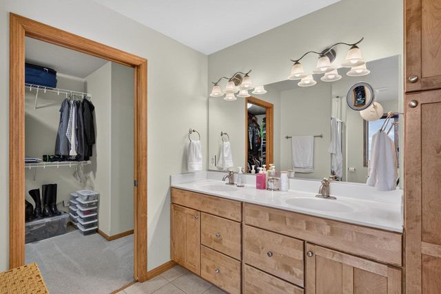 545 Fargo Trail, Middleton, WI 53562