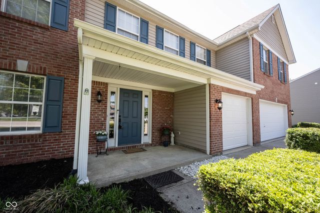 2385 S Moeller Circle, New Palestine, IN 46163