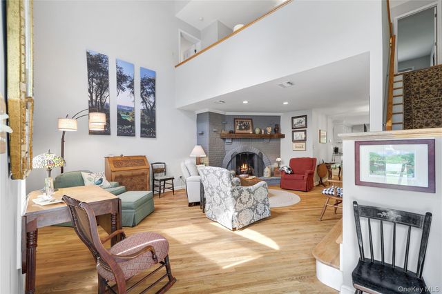 6 Village Cove, Warwick, NY 10990