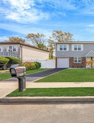 54 Evergreen #A, West Babylon, NY 11704