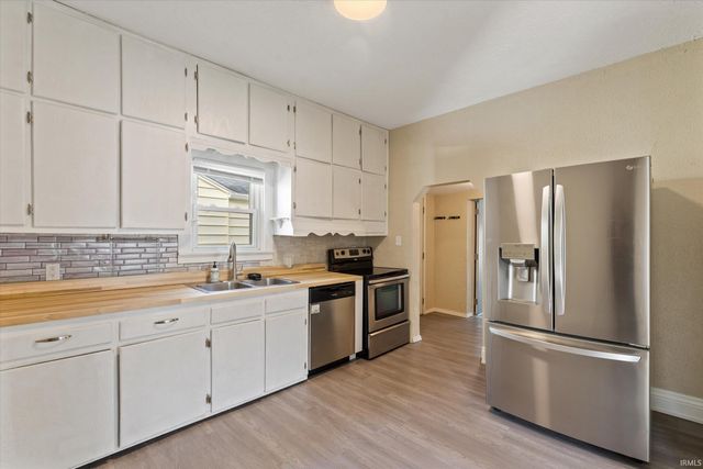 728 Dale Avenue, Mishawaka, IN 46544