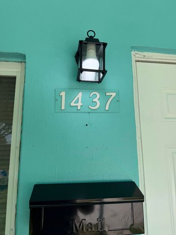 1436 NW 3rd Court 1, Fort Lauderdale, FL 33311
