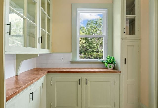 48 Union St, Rockland, MA 02370