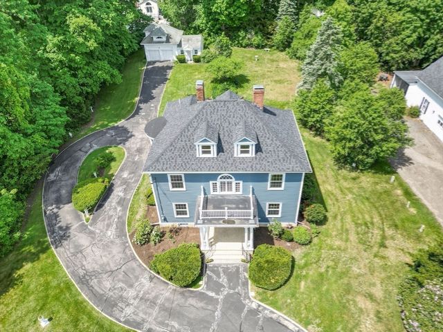 48 Union St, Rockland, MA 02370