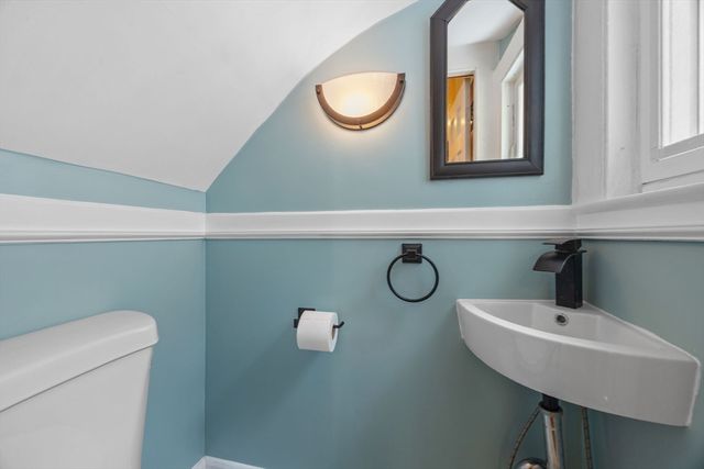 48 Union St, Rockland, MA 02370