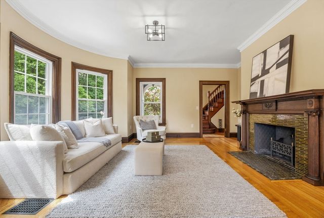48 Union St, Rockland, MA 02370