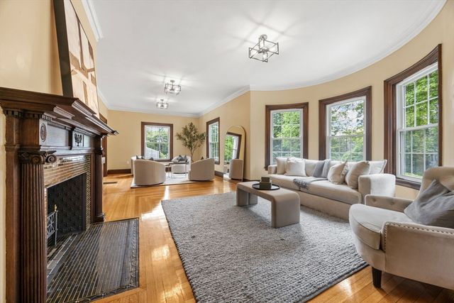 48 Union St, Rockland, MA 02370