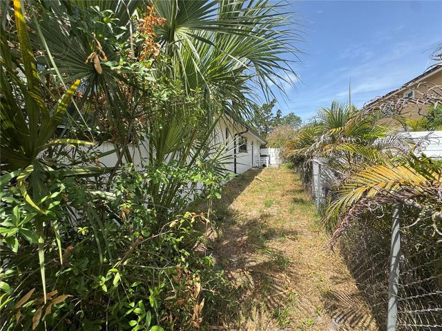 907 S FLORIDA AVENUE, Tarpon Springs, FL 34689