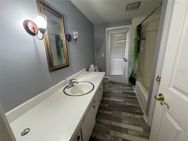 907 S FLORIDA AVENUE, Tarpon Springs, FL 34689