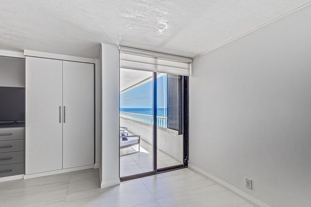 5280 N Ocean Drive 12f, Riviera Beach, FL 33404