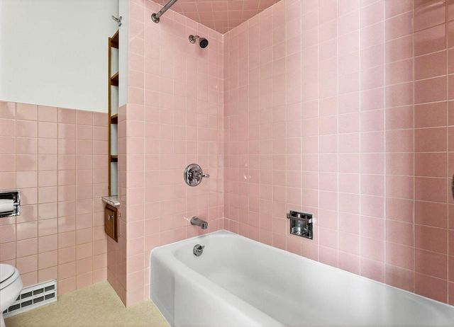 200 PRAIRIE COURT, Fond Du Lac, WI 54935