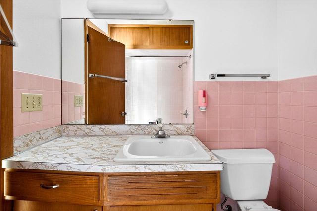 200 PRAIRIE COURT, Fond Du Lac, WI 54935