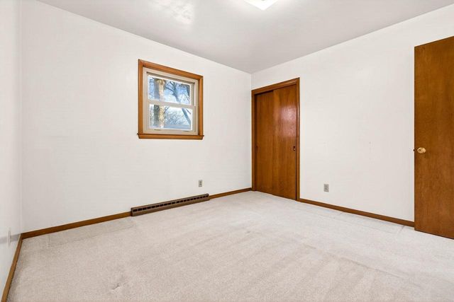 200 PRAIRIE COURT, Fond Du Lac, WI 54935