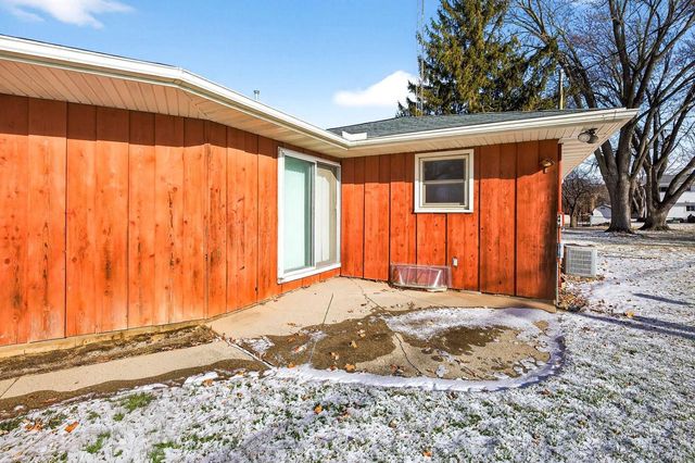 200 PRAIRIE COURT, Fond Du Lac, WI 54935