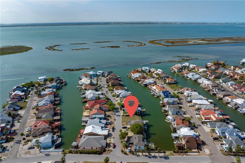13554 Ducat Ct, Corpus Christi, TX 78418 — photo 2