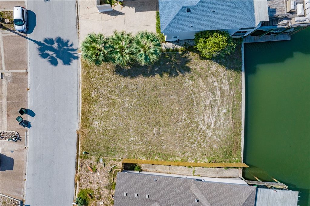 13554 Ducat Ct, Corpus Christi, TX 78418 — photo 5