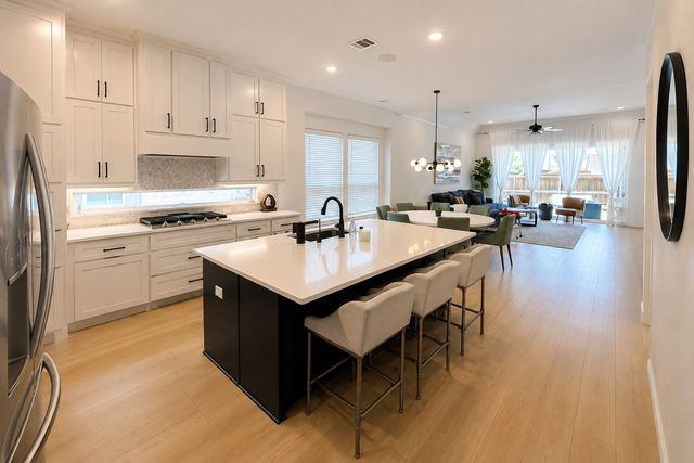 1811 Lande Street, Farmers Branch, TX 75234