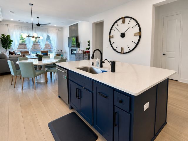 1811 Lande Street, Farmers Branch, TX 75234