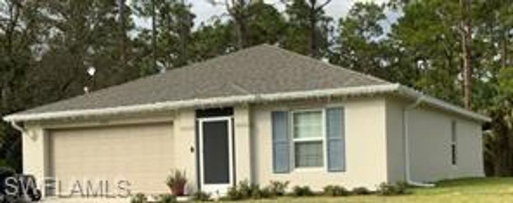 8002 Vega CT, Labelle, FL 33935