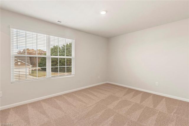 120 Macintosh Drive, King, NC 27021