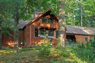 39 Westview Ter, Easthampton, MA 01027