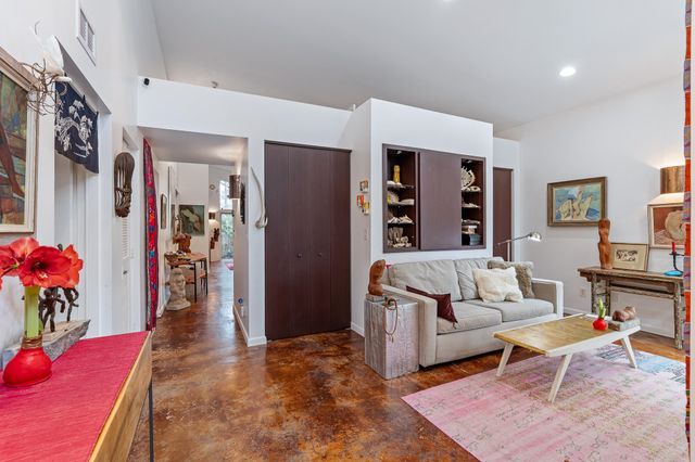 320 Ravenswood Dr, St Augustine, FL 32084