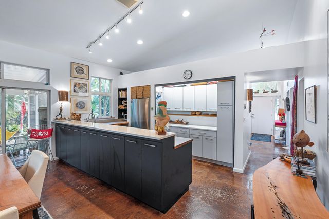 320 Ravenswood Dr, St Augustine, FL 32084