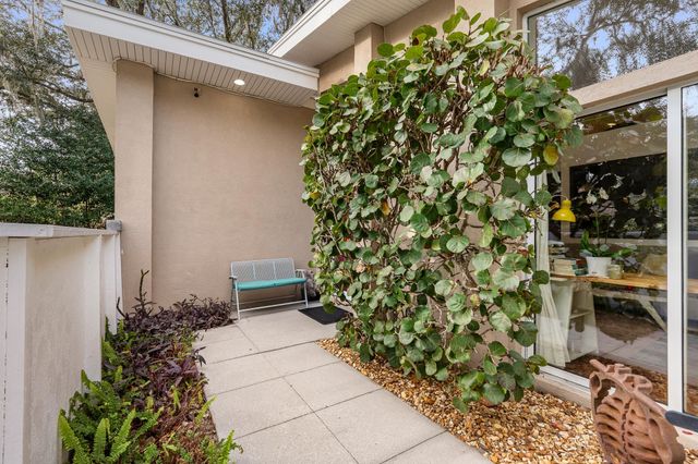 320 Ravenswood Dr, St Augustine, FL 32084