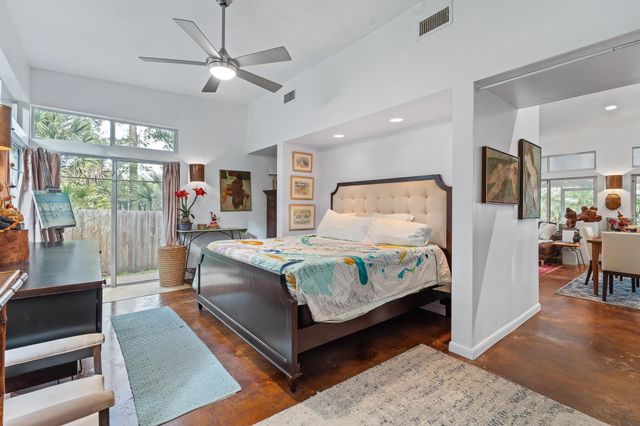 320 Ravenswood Dr, St Augustine, FL 32084