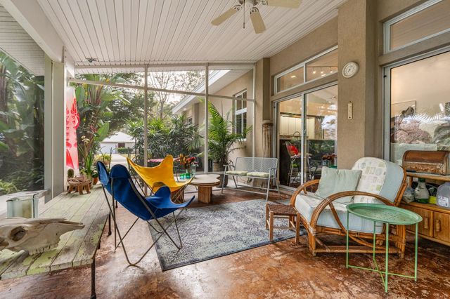 320 Ravenswood Dr, St Augustine, FL 32084