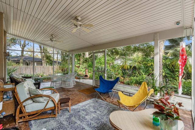 320 Ravenswood Dr, St Augustine, FL 32084